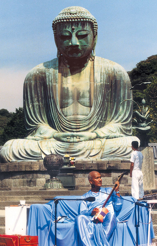 sri chinmoy meditando buda